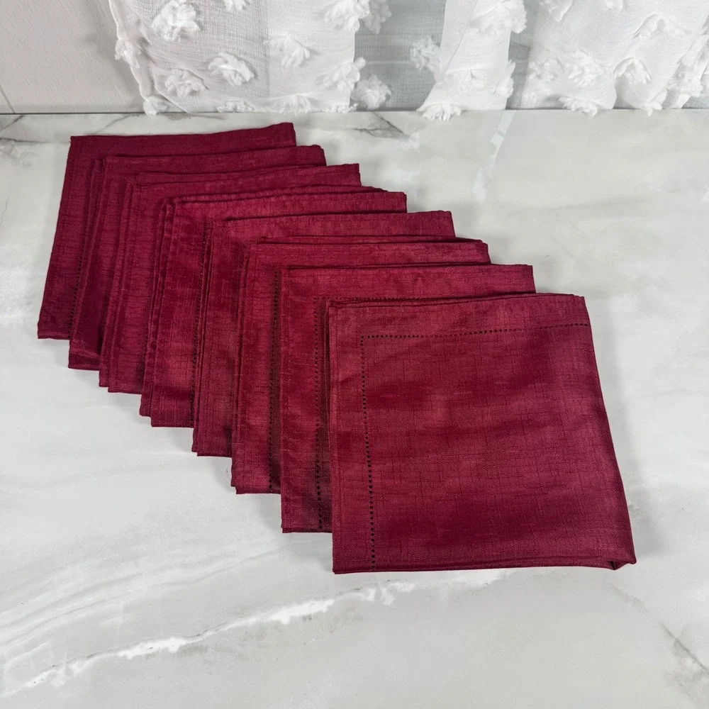 Set‎ of 8 Burgundy Maroon Cloth Napkins Perforated Edge 17